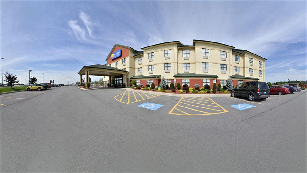 Comfort Inn & Suites Adj To Akwesasne Mohawk Casino Hogansburg Exterior photo